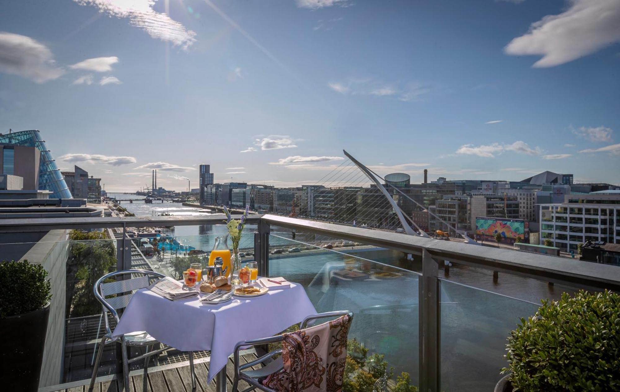 The Spencer Hotel Dublin Exterior photo